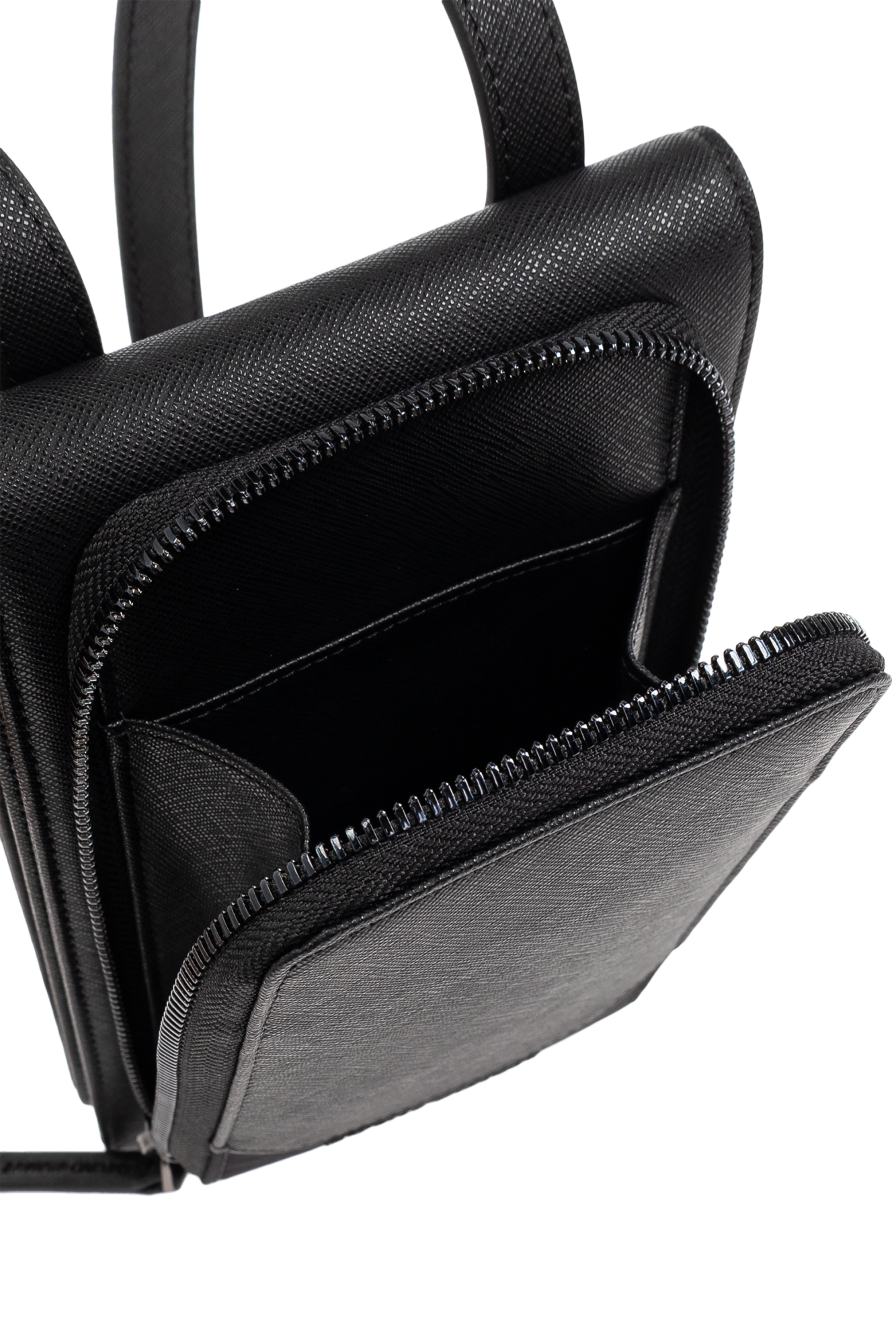 ショルダーバッグ EMPORIO ARMANI SS25 BRIEFCASE BAG (EM001782 AF13670 UC001) BRIEFCASE BAG EMPORIO ARMANI EM001782.AF13670 UC001 BLACK